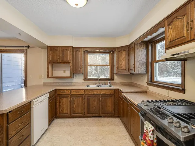 $449,900 | 23086 County Road 44, St. Augusta, MN 55320