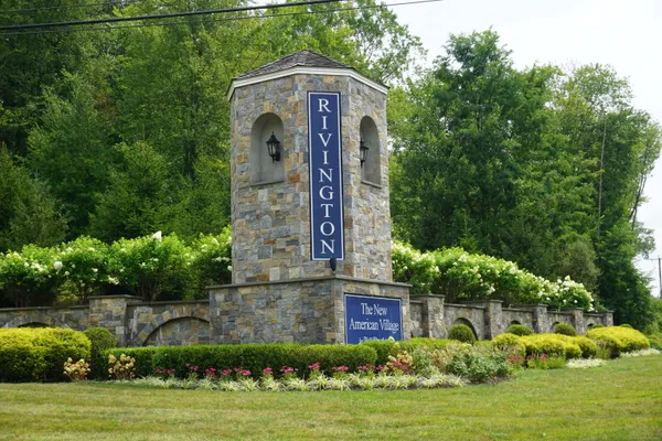 $4,150 | 127 Brentwood Circle, Unit 127, Danbury, CT 06810