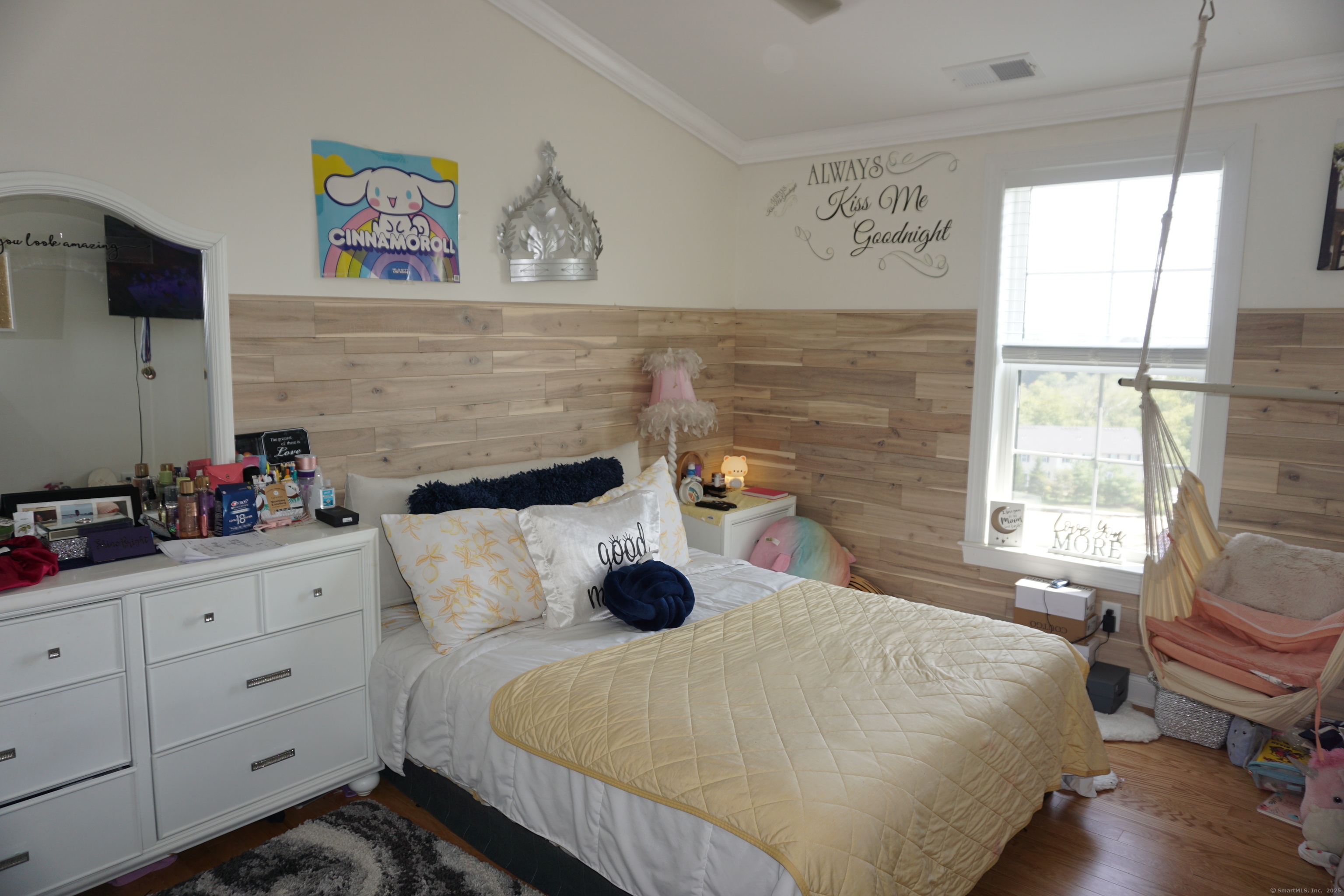 127 Brentwood Circle, Unit 127 Danbury, CT 06810 - Photo 14 of 23 a bedroom with a bed and a window