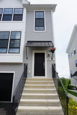 $4,150 | 127 Brentwood Circle, Unit 127, Danbury, CT 06810