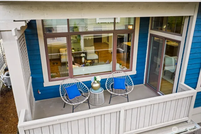 $1,350,000 | 2170 Northwest Stoney Creek Drive, Issaquah, WA 98027