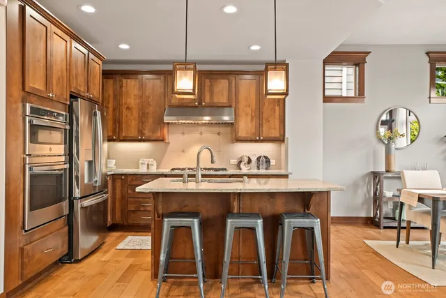 $1,350,000 | 2170 Northwest Stoney Creek Drive, Issaquah, WA 98027