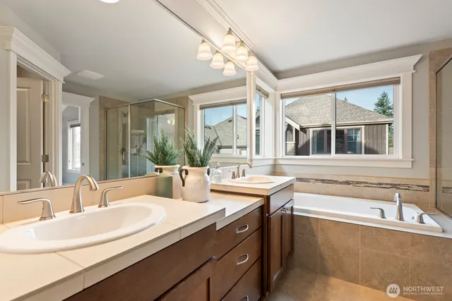 $1,350,000 | 2170 Northwest Stoney Creek Drive, Issaquah, WA 98027