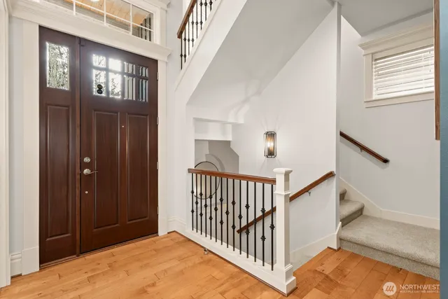 $1,350,000 | 2170 Northwest Stoney Creek Drive, Issaquah, WA 98027