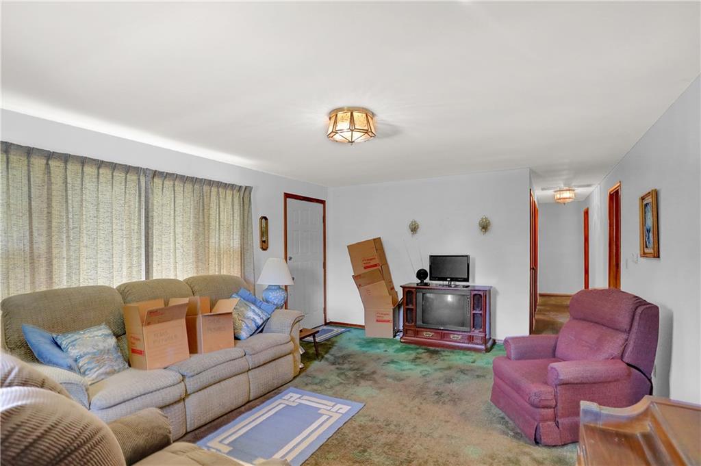 4655 Flake Road Martinsville, IN 46151 - Photo 4 of 10 Gallery Image 4
