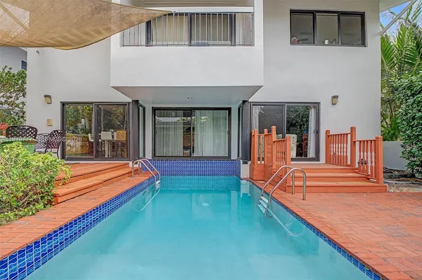 $2,350,000 | 4950 San Amaro Drive, Coral Gables, FL 33146