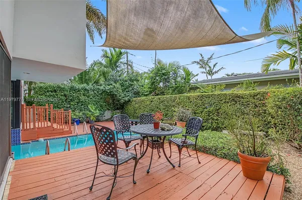 $2,350,000 | 4950 San Amaro Drive, Coral Gables, FL 33146