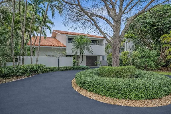 $2,350,000 | 4950 San Amaro Drive, Coral Gables, FL 33146
