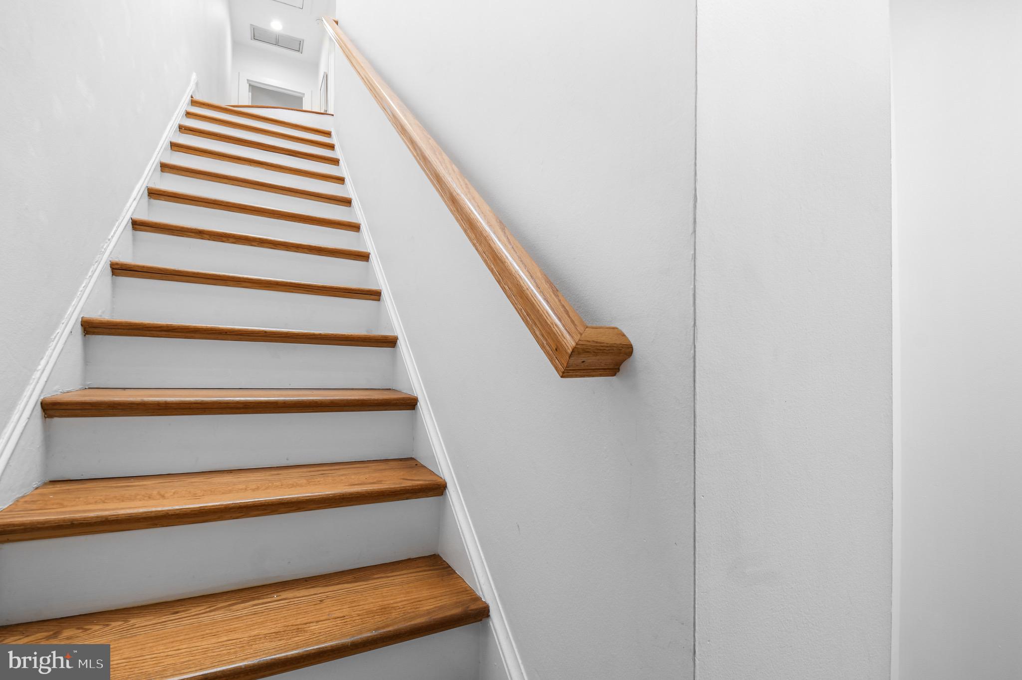 2013 Columbia Road Northwest, Unit E Washington, DC 20009 - Photo 17 of 25 Gallery Image 17
