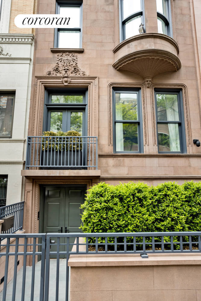 248 West 71st Street Manhattan, NY 10023 - Photo 2 of 27