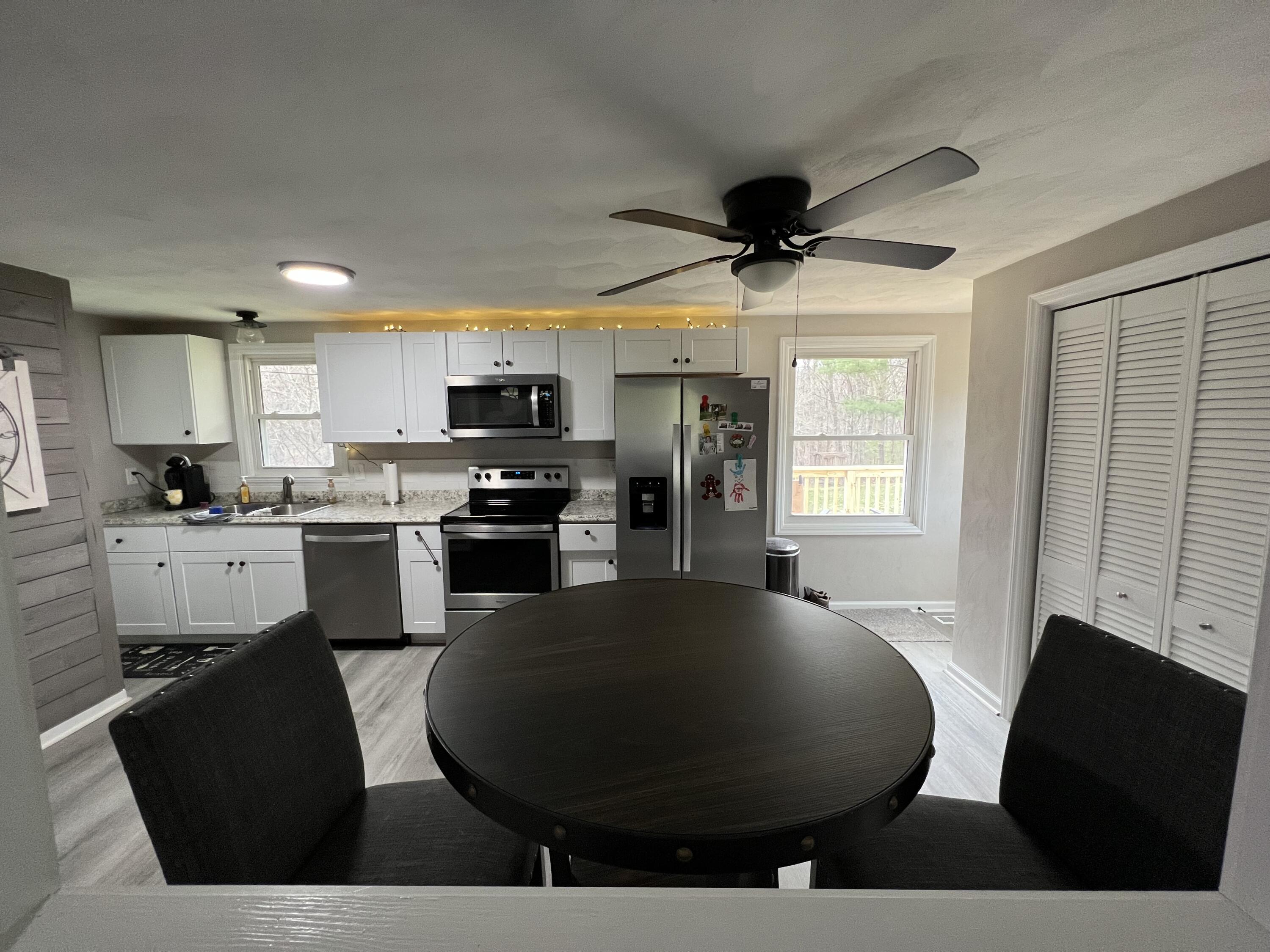 5304 Keffer Road Catawba, VA 24070 - Photo 7 of 12 IMG_2802