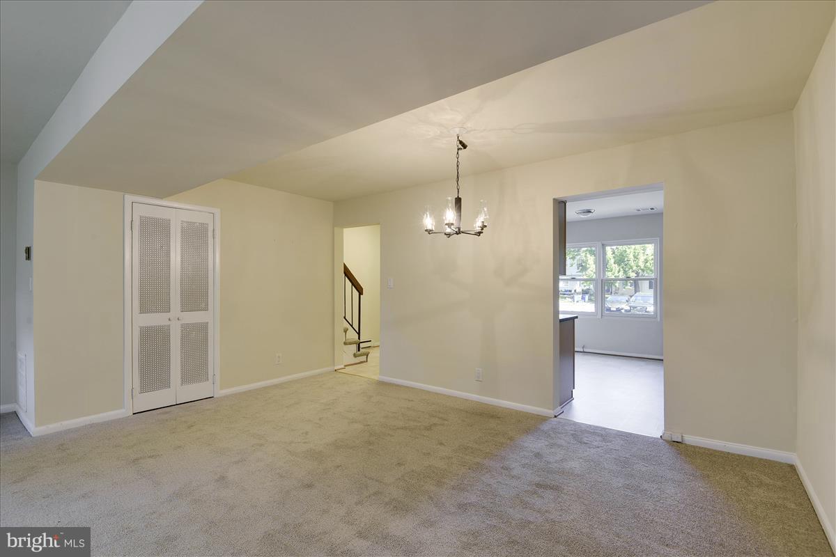 17432 Hoskinson Road Poolesville, MD 20837 - Photo 8 of 21 Gallery Image 8