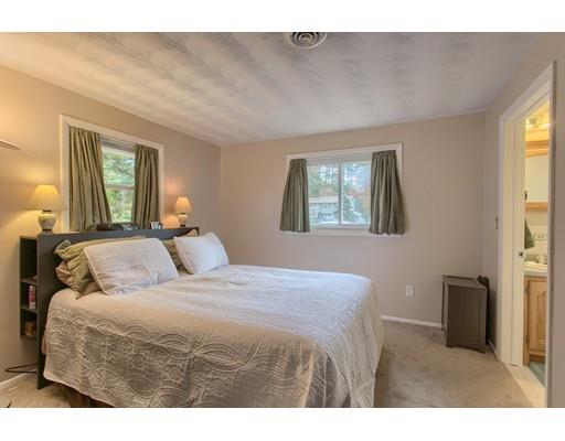 27 Porter Road Chelmsford, MA 01824 - Photo 11 of 24