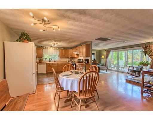 27 Porter Road Chelmsford, MA 01824 - Photo 3 of 24