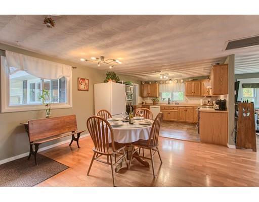 27 Porter Road Chelmsford, MA 01824 - Photo 4 of 24