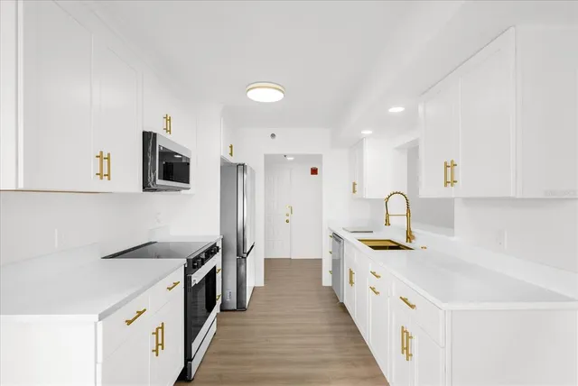 $570,000 | 206 Quayside Circle, Unit 404, Maitland, FL 32751