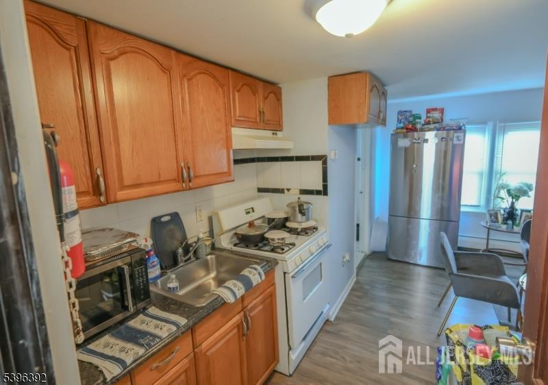 48-50 Orchard Street Elizabeth, NJ 07208 - Photo 11 of 28