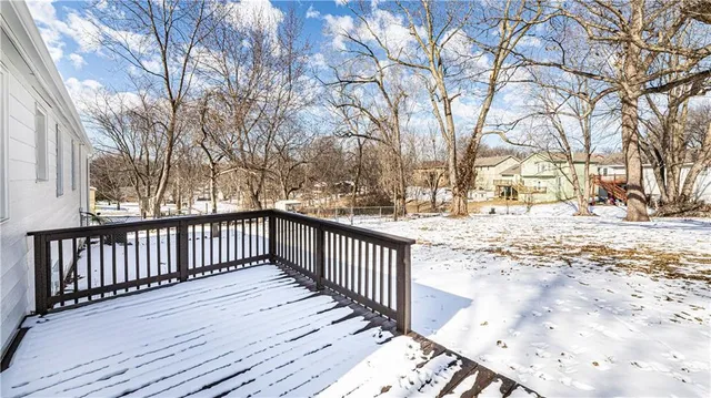 $340,000 | 808 Northeast Russell Rd., Kansas City, MO 64116