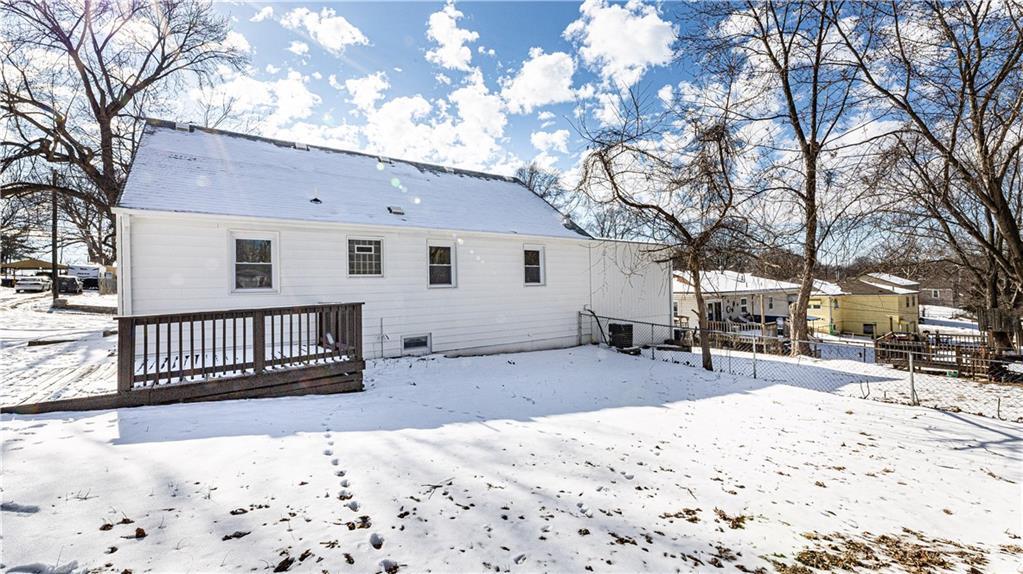 808 Northeast Russell Rd. Kansas City, MO 64116 - Photo 20 of 20