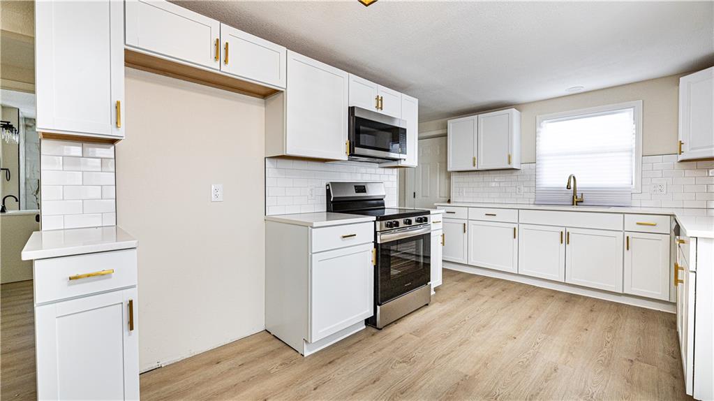 808 Northeast Russell Rd. Kansas City, MO 64116 - Photo 7 of 20