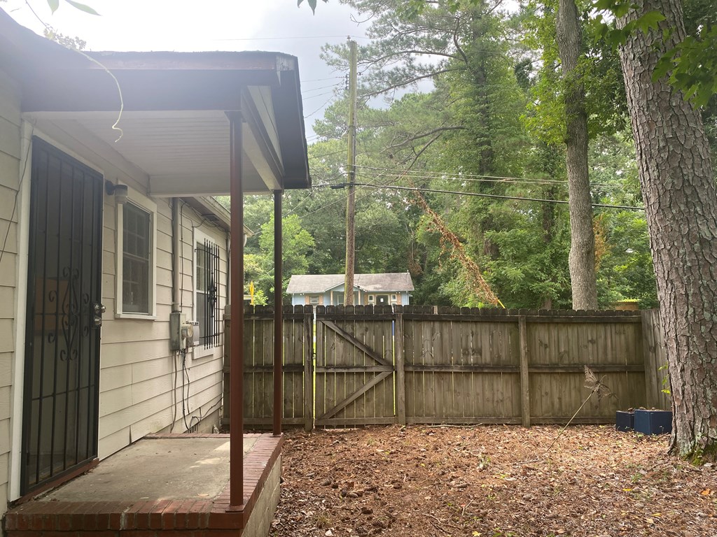 2221 Avalon Road Columbus, GA 31907 - Photo 27 of 40 Side Yard