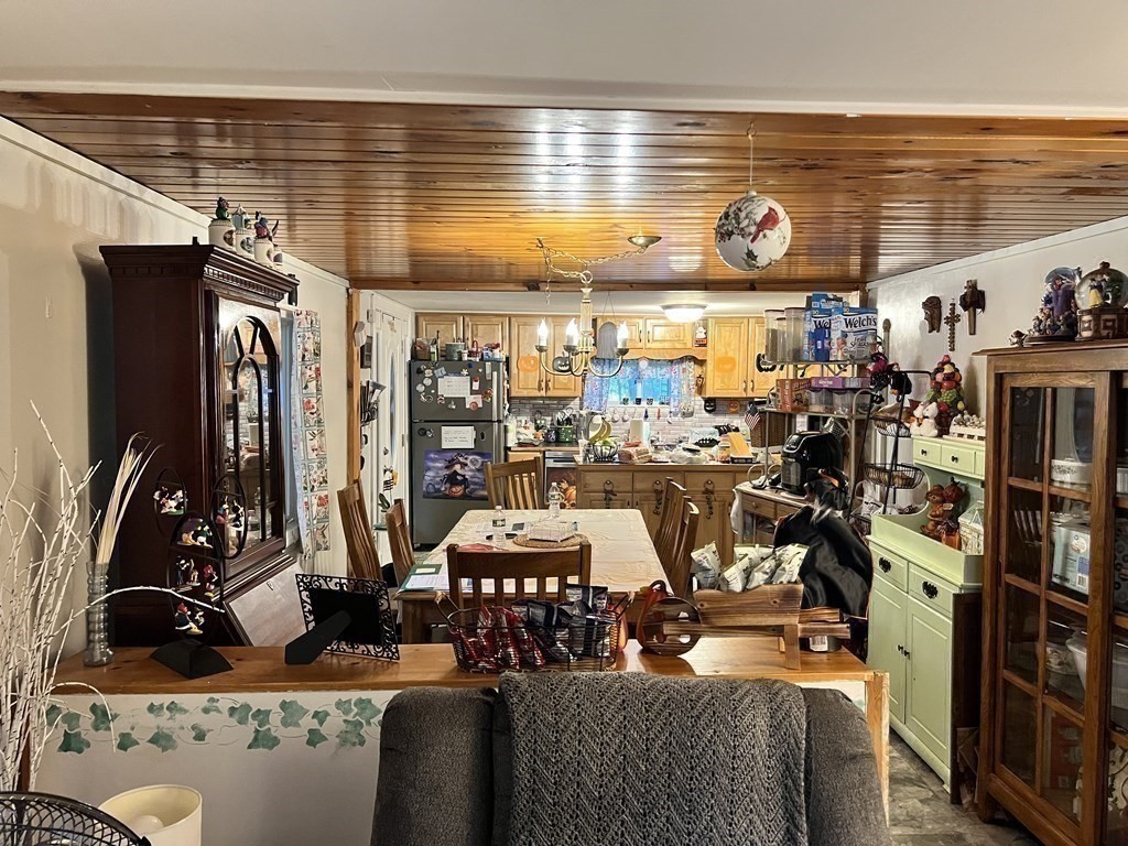 25 Main Road Phillipston, MA 01331 - Photo 13 of 42 a view of store room with gym equipment