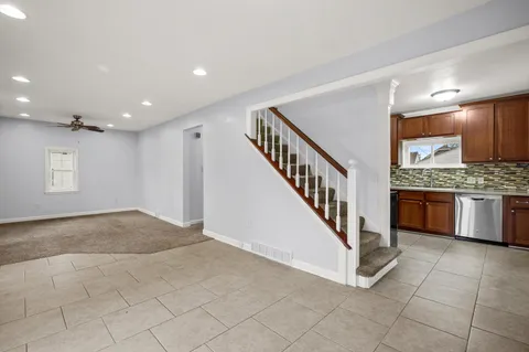 $279,900 | 3684 South 33rd Street, Greenfield, WI 53221