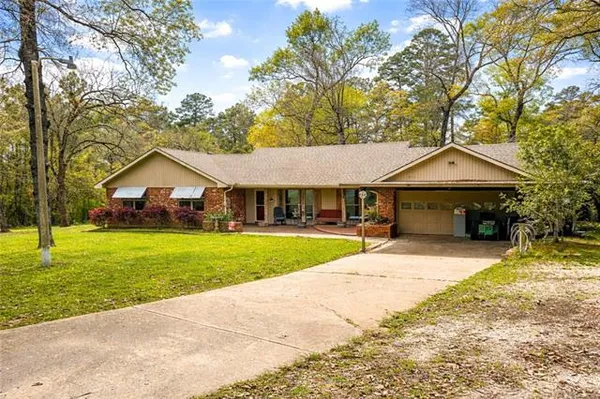 $249,900 | 514 Eagle Drive, Pineville, LA 71360