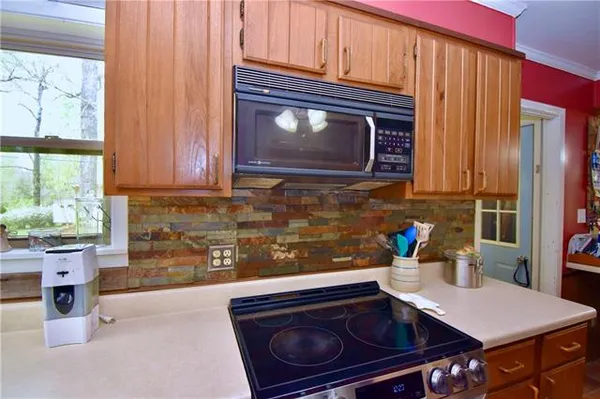 $249,900 | 514 Eagle Drive, Pineville, LA 71360