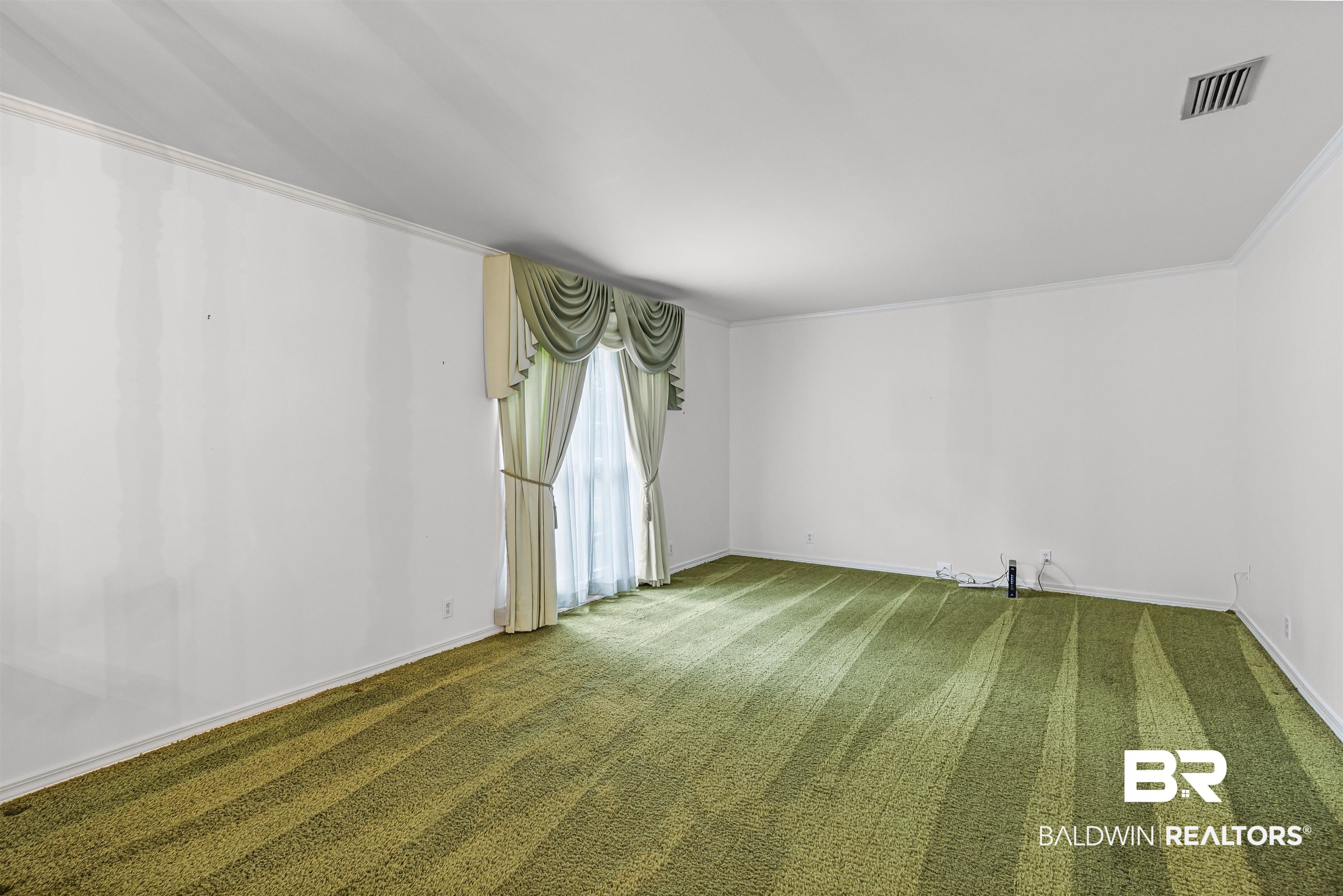 755 Sue Lane Mobile, AL 36693 - Photo 4 of 29