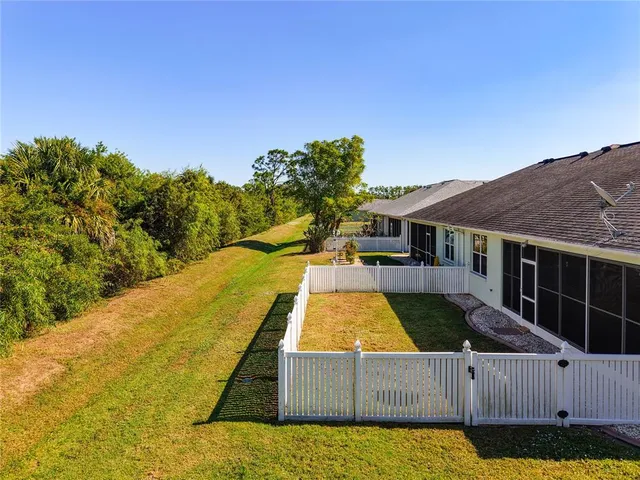 $299,900 | 13348 Southwest Pembroke Circle North, Lake Suzy, FL 34269