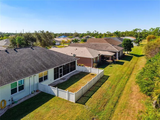 $299,900 | 13348 Southwest Pembroke Circle North, Lake Suzy, FL 34269