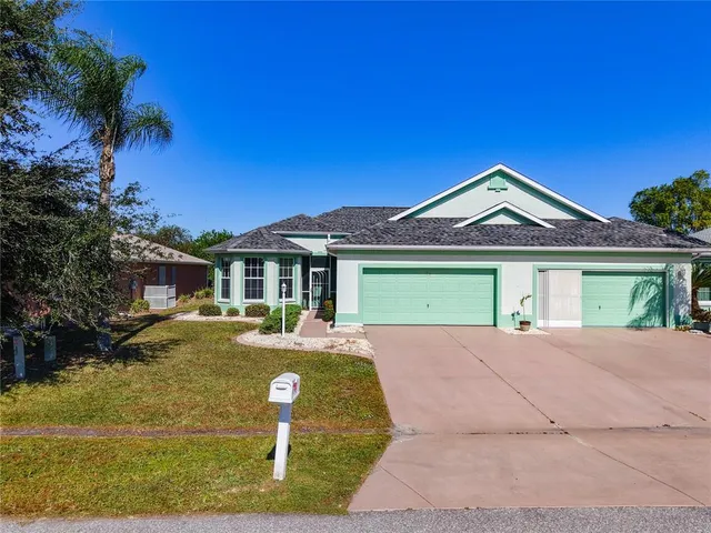 $299,900 | 13348 Southwest Pembroke Circle North, Lake Suzy, FL 34269