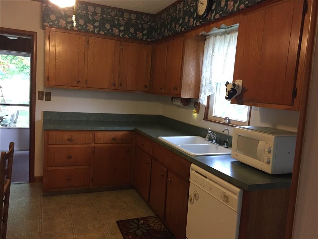 3608 Ellwood Road New Castle, PA 16101 - Photo 4 of 25