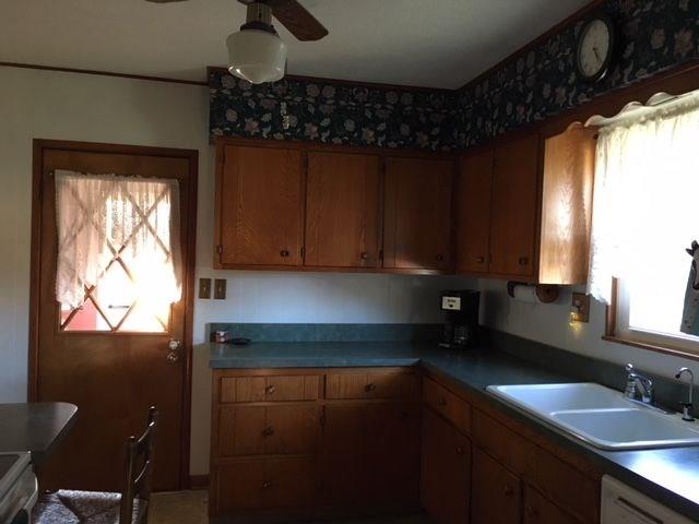 3608 Ellwood Road New Castle, PA 16101 - Photo 5 of 25