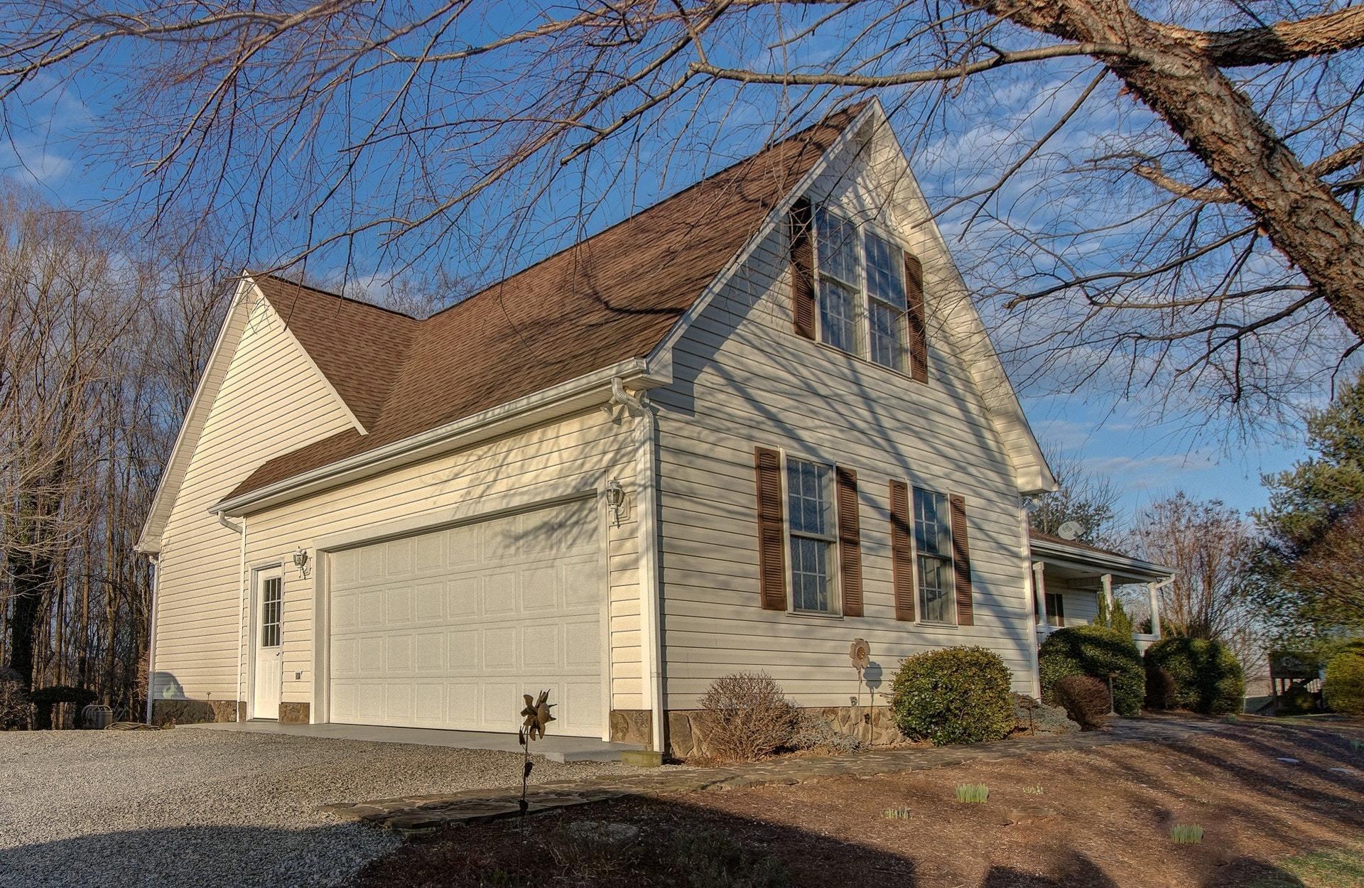 503 Bonbrook Road Wirtz, VA 24184 - Photo 3 of 41 2-car Garage