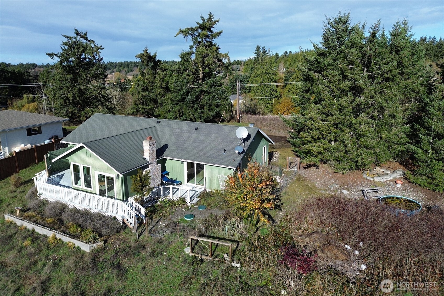 62 Hogback Road Sequim, WA 98382 - Photo 37 of 40 an aerial view of a house