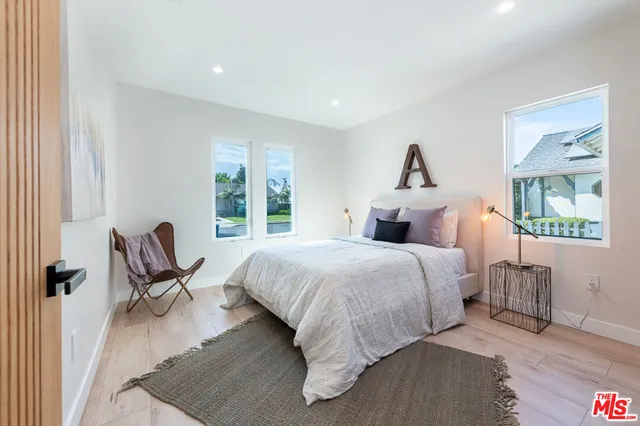 $1,345,000 | 5808 Irvine Avenue, North Hollywood, CA 91601