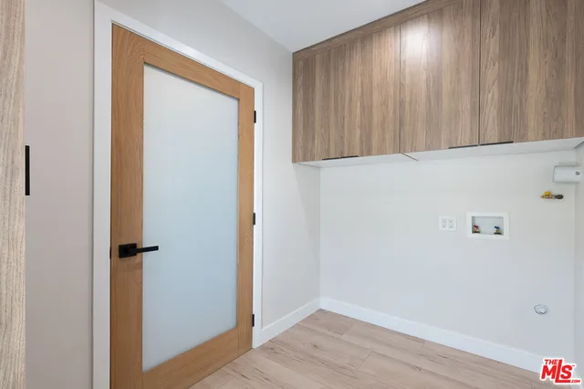 $1,345,000 | 5808 Irvine Avenue, North Hollywood, CA 91601