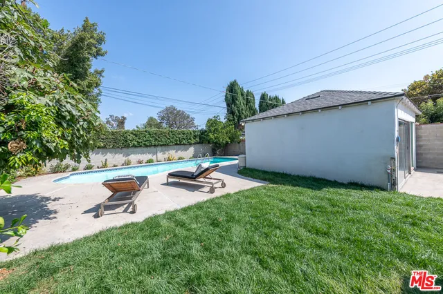 $1,345,000 | 5808 Irvine Avenue, North Hollywood, CA 91601