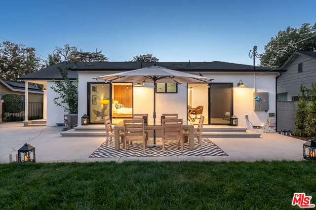$1,345,000 | 5808 Irvine Avenue, North Hollywood, CA 91601