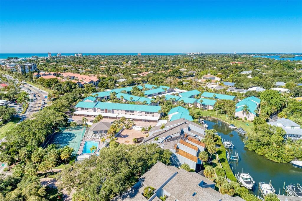 5683 Midnight Pass Road, Unit 105 Sarasota, FL 34242 - Photo 31 of 38