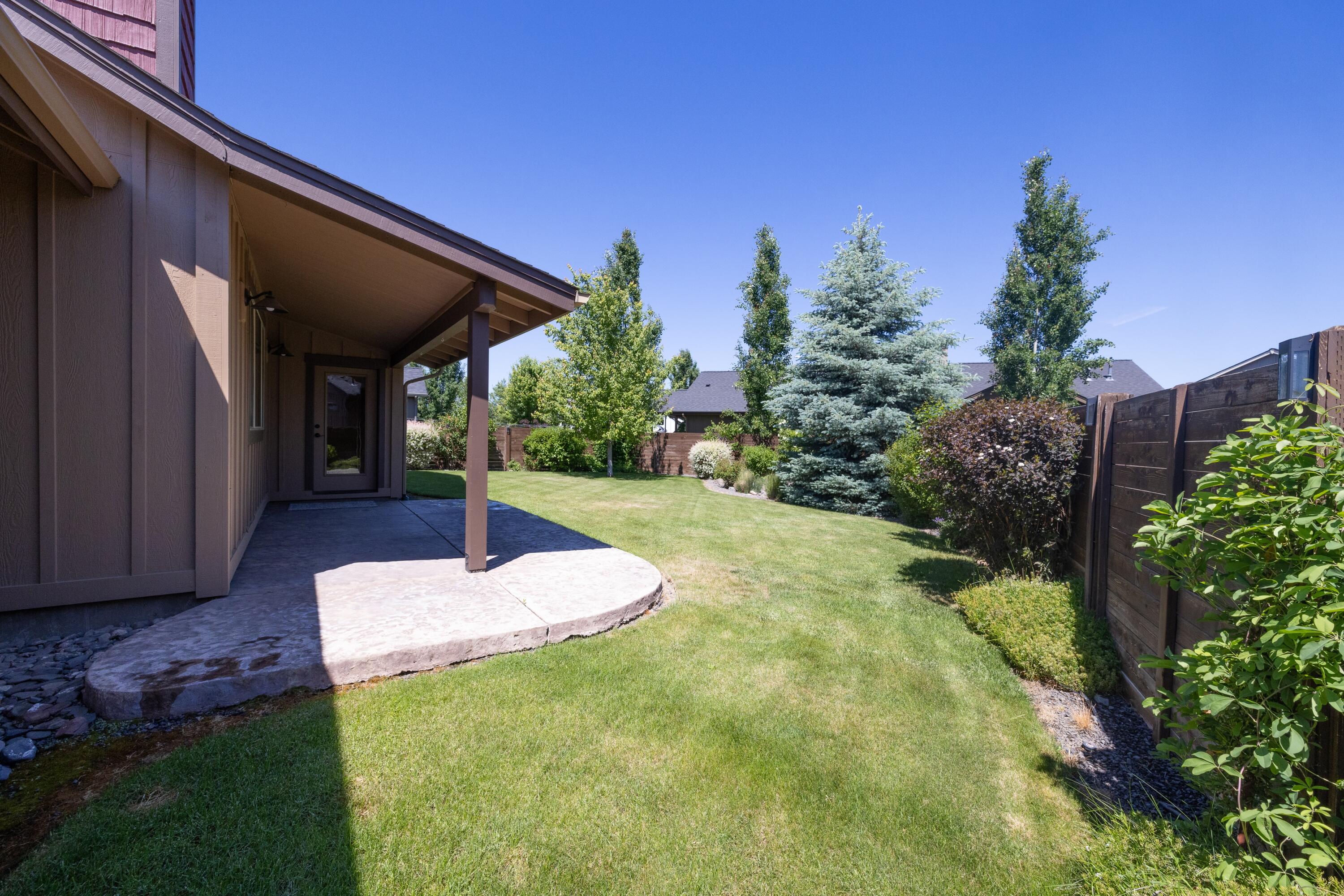 243 Northwest Saddle Ridge Loop Prineville, OR 97754 - Photo 32 of 35 Back Yard