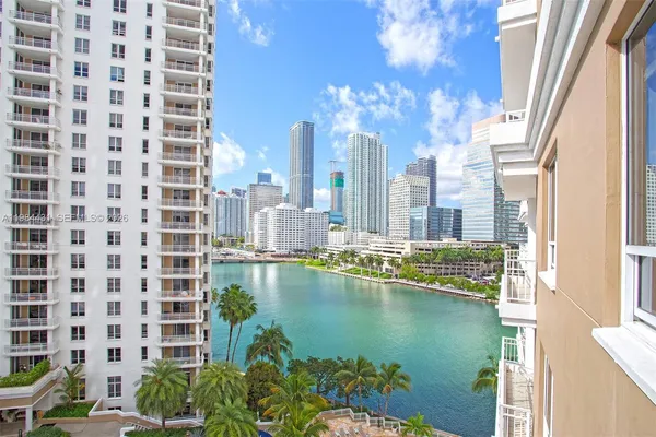 $3,500 | 801 Brickell Key Boulevard, Unit 907, Miami, FL 33131