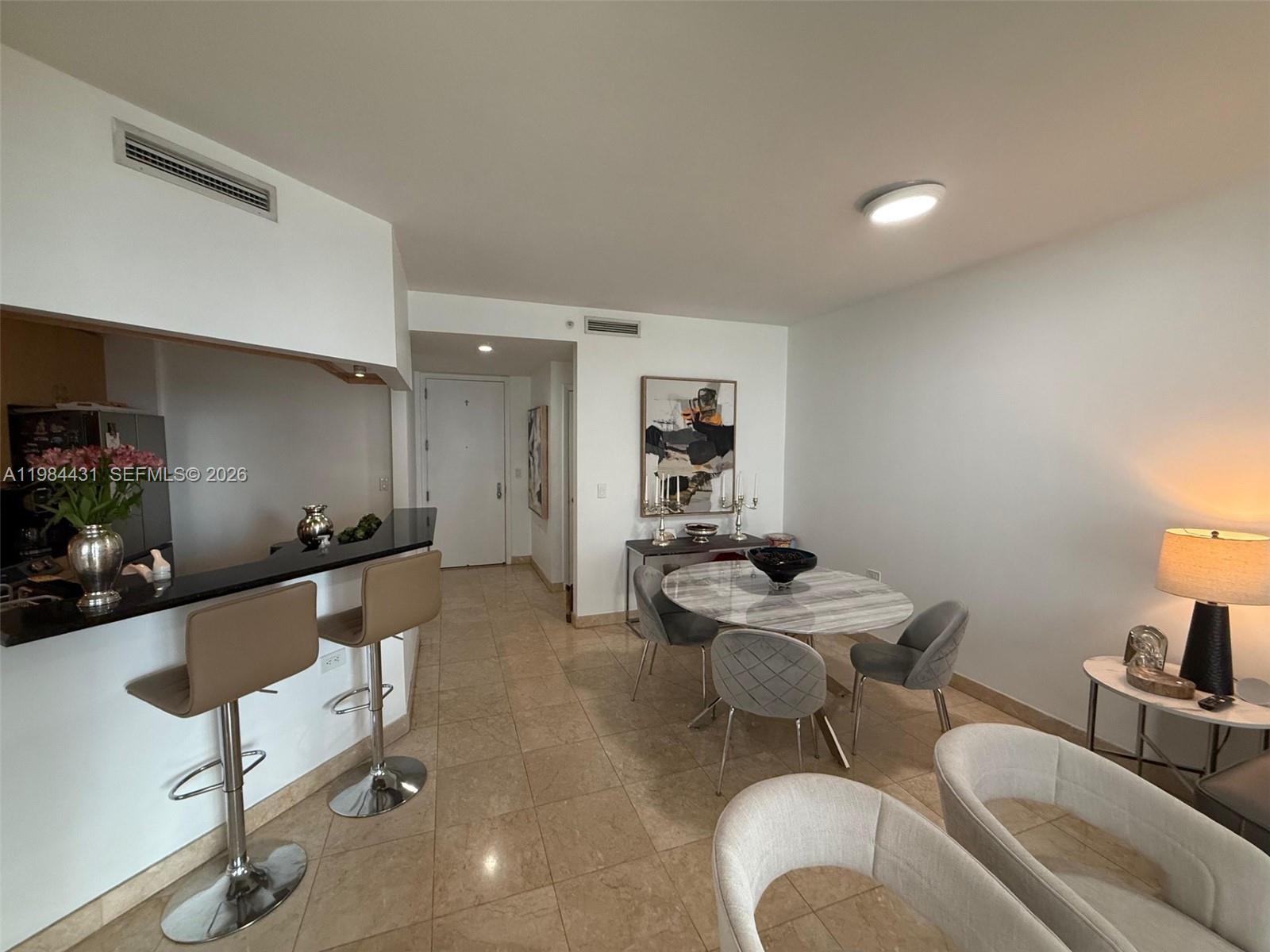 801 Brickell Key Boulevard, Unit 907 Miami, FL 33131 - Photo 14 of 16