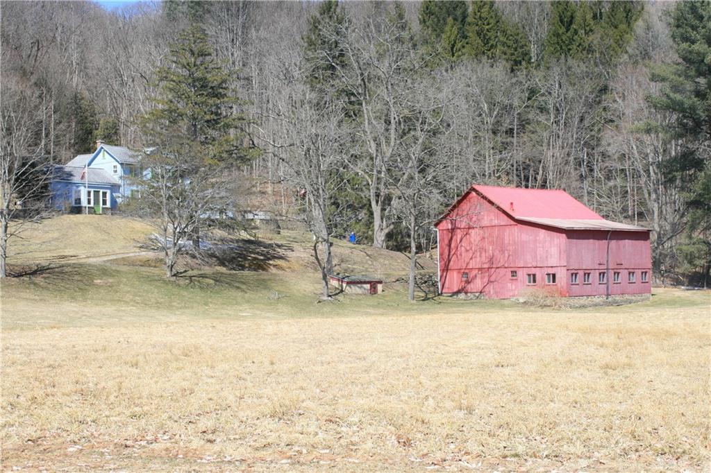 389 Two Mile Run Road Ligonier, PA 15658 - Photo 2 of 10 Gallery Image 2