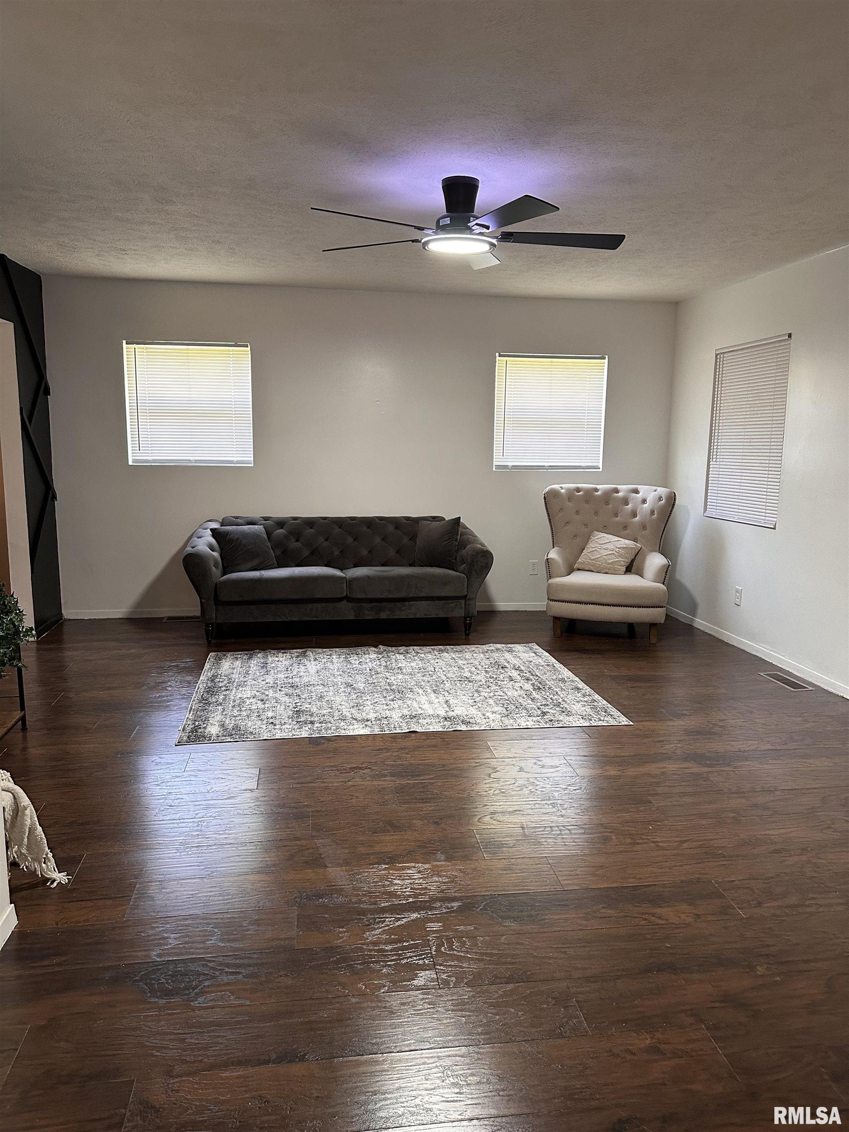 143 South Wesley Street Springfield, IL 62703 - Photo 4 of 20