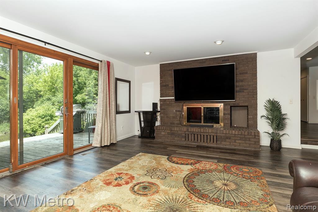 4342 Beach Road Troy, MI 48098 - Photo 19 of 56