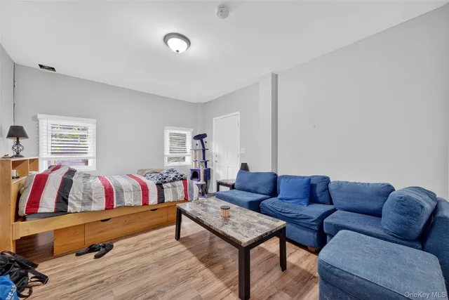 $495,000 | 16 Faye Avenue, New Windsor, NY 12553