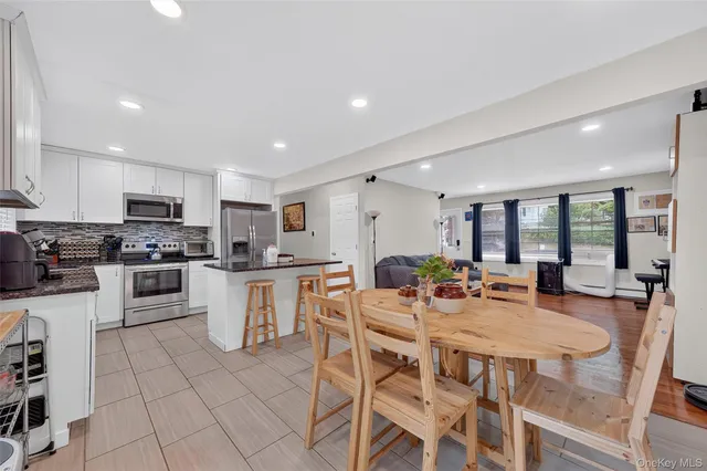 $495,000 | 16 Faye Avenue, New Windsor, NY 12553